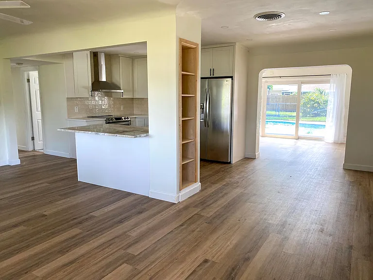 6325 Canton St S — Photo 8