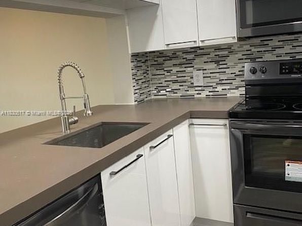 12850 SW 4th Ct APT 204I