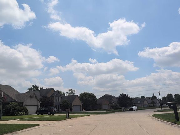 4th image of 50653 Shenandoah Dr