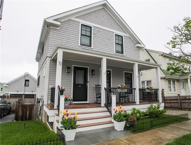 70 Roseneath Ave, Newport, RI, 02840
