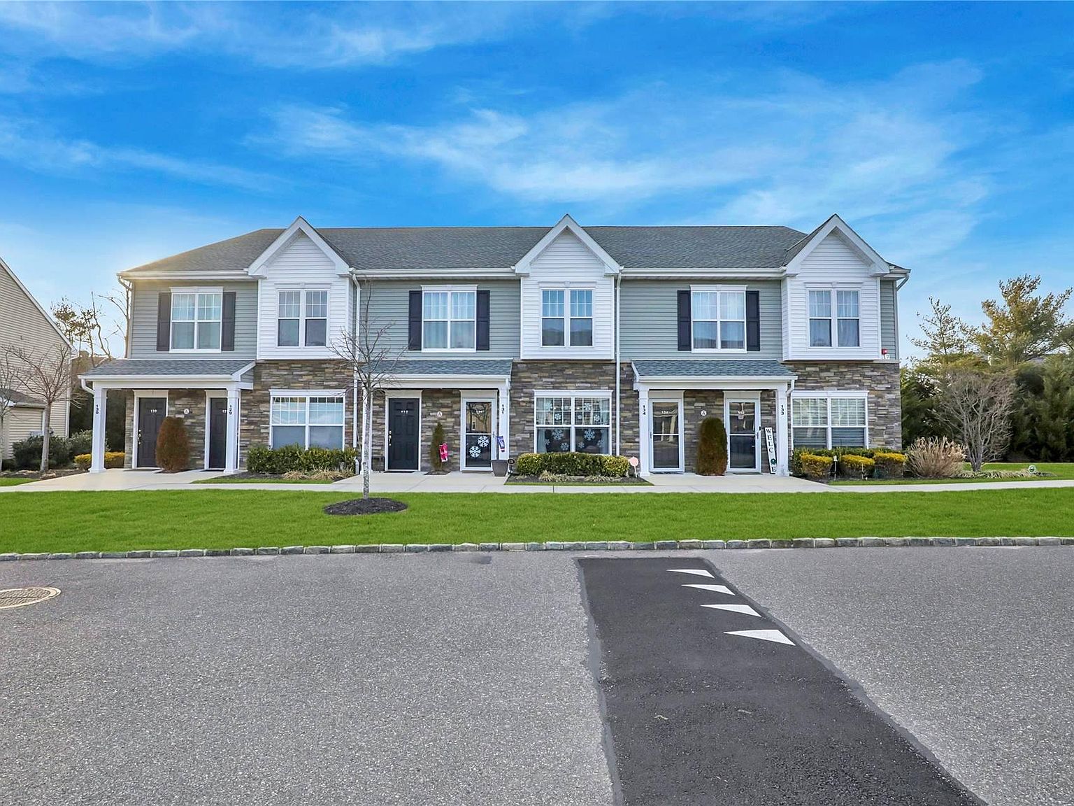 134 Weatherby Lane UNIT 134, Central Islip, NY 11722 Zillow