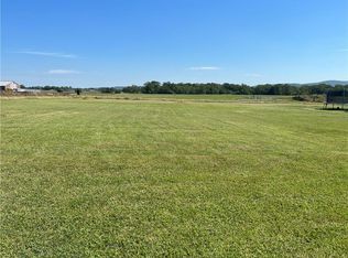 536 Drain Rd, Farmington, AR 72730