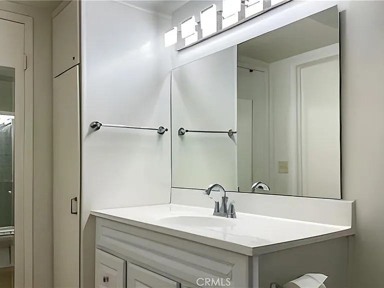 1150 E Amado Rd #8B1 — Photo 6