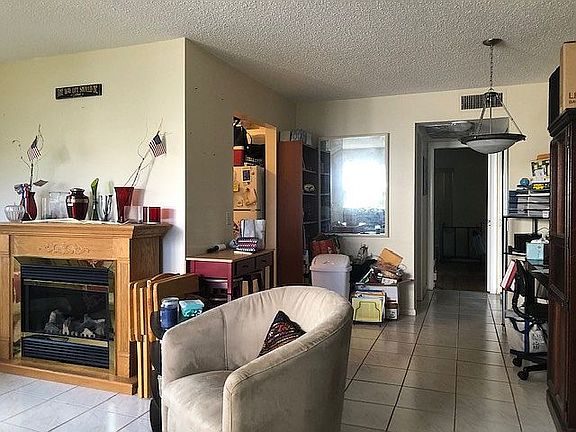 Living/Dining Area