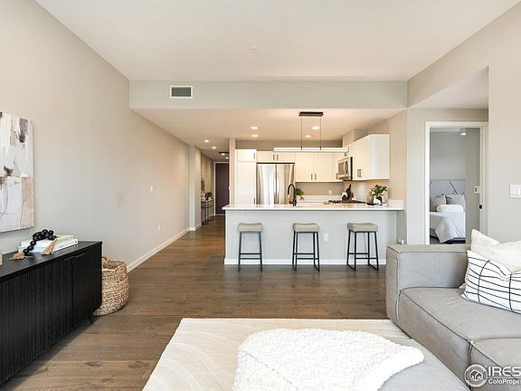 4th image of 3701 Arapahoe Ave #418