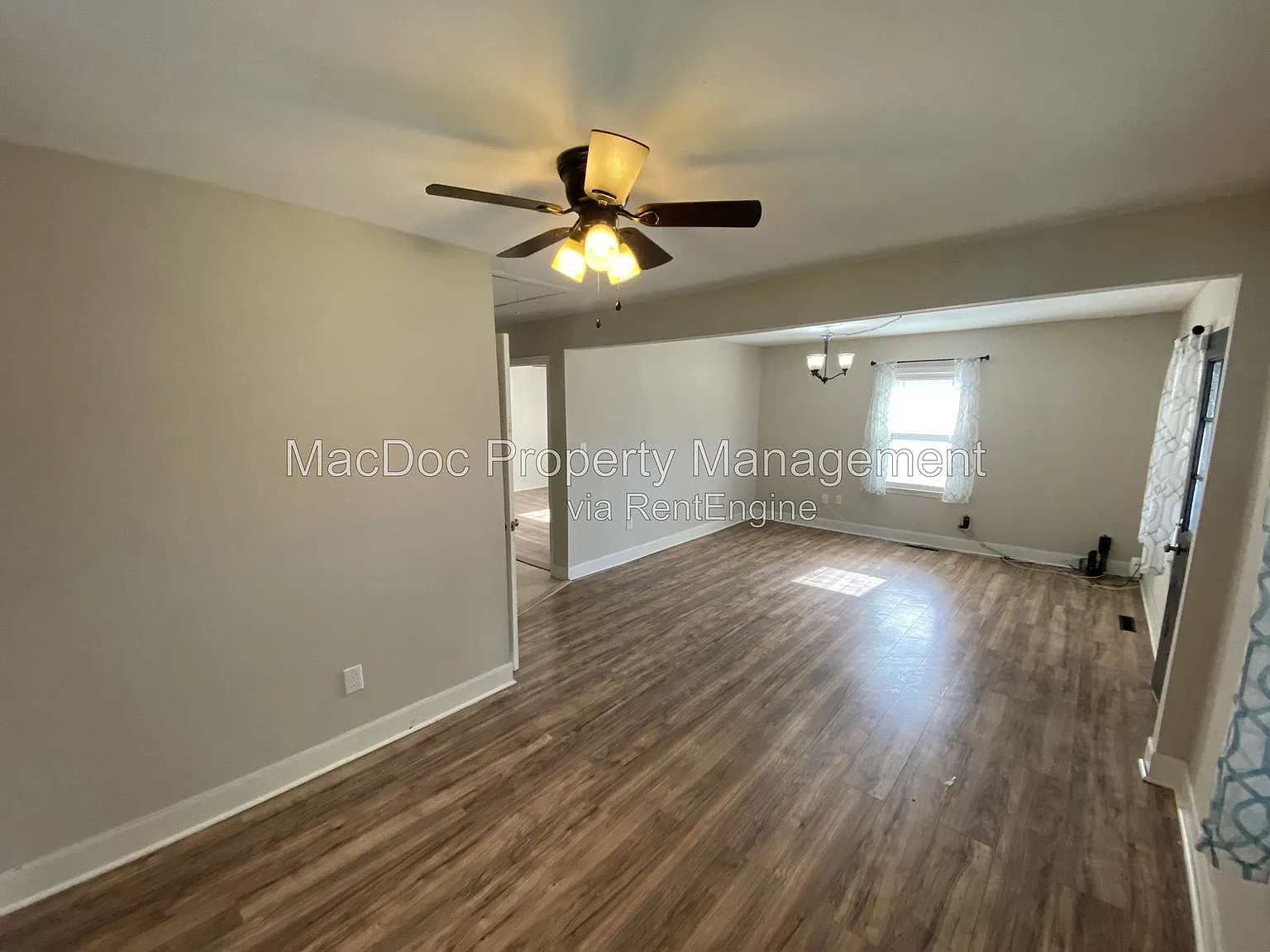 2 bed, 2.0 bath, $1,995 — Photo 4