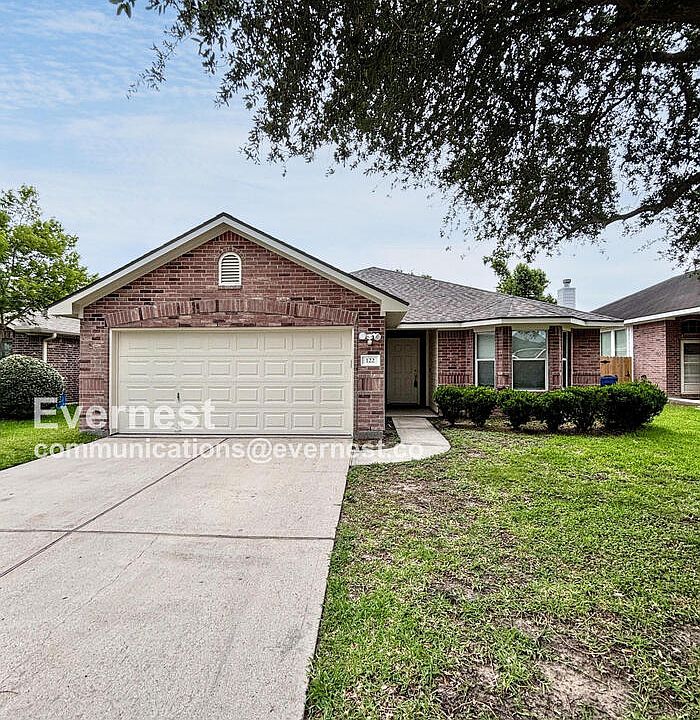 1st image of 122 N Golden Oak Dr