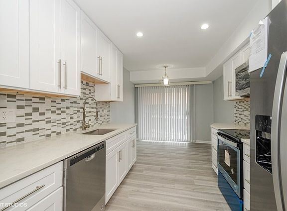 5th image of 9530 Lamon Ave APT 408