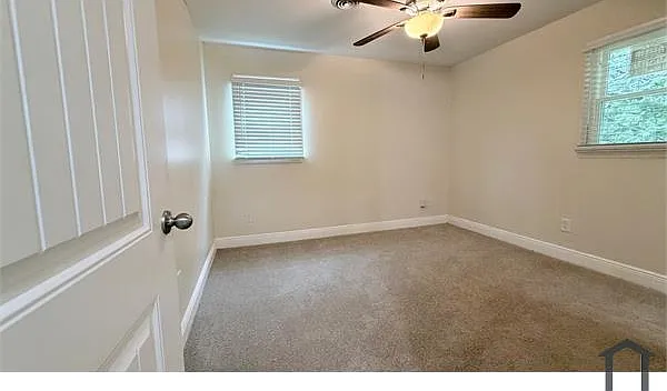 85 King Blvd — Photo 15