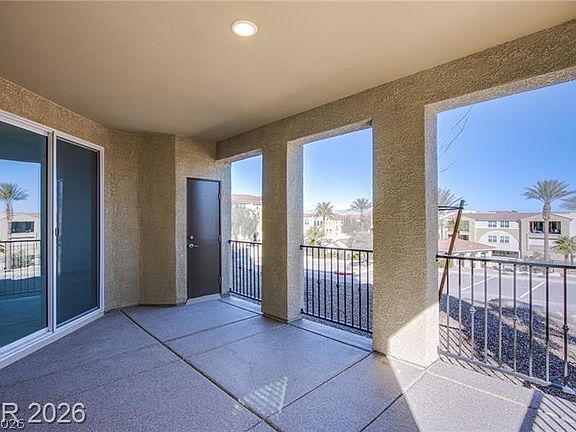 4th image of 2555 Hampton Rd Unit 9109
