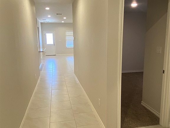 2nd image of 2329 Sky Crest Dr