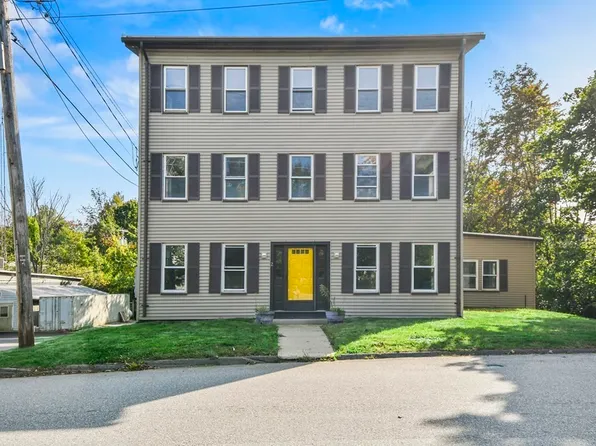 2 S Main St, Ashburnham, MA 01430