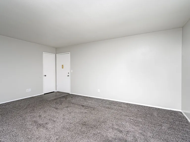 Shadow Glen Apartments IMMEDIATE MOVE INS — Photo 19