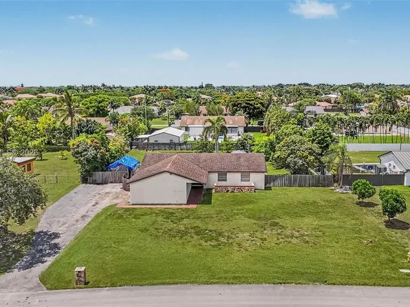 1475 NW 19th St, Homestead, FL 33030