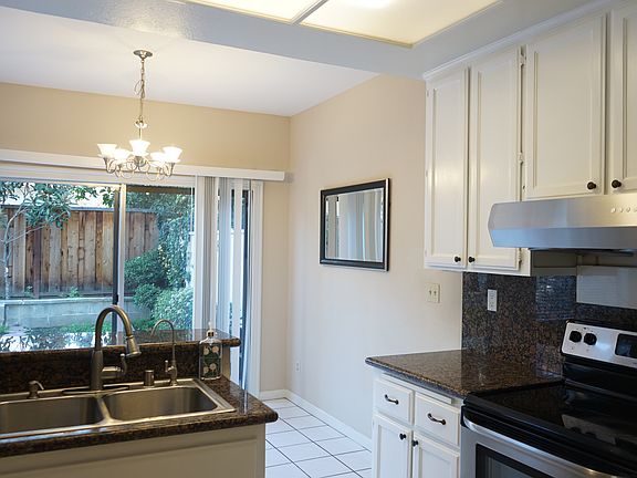 5th image of 1206 Briarleaf Cir