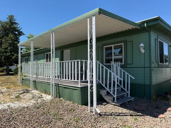 301 Freeman Rd Unit 70, Central Point, OR 97502