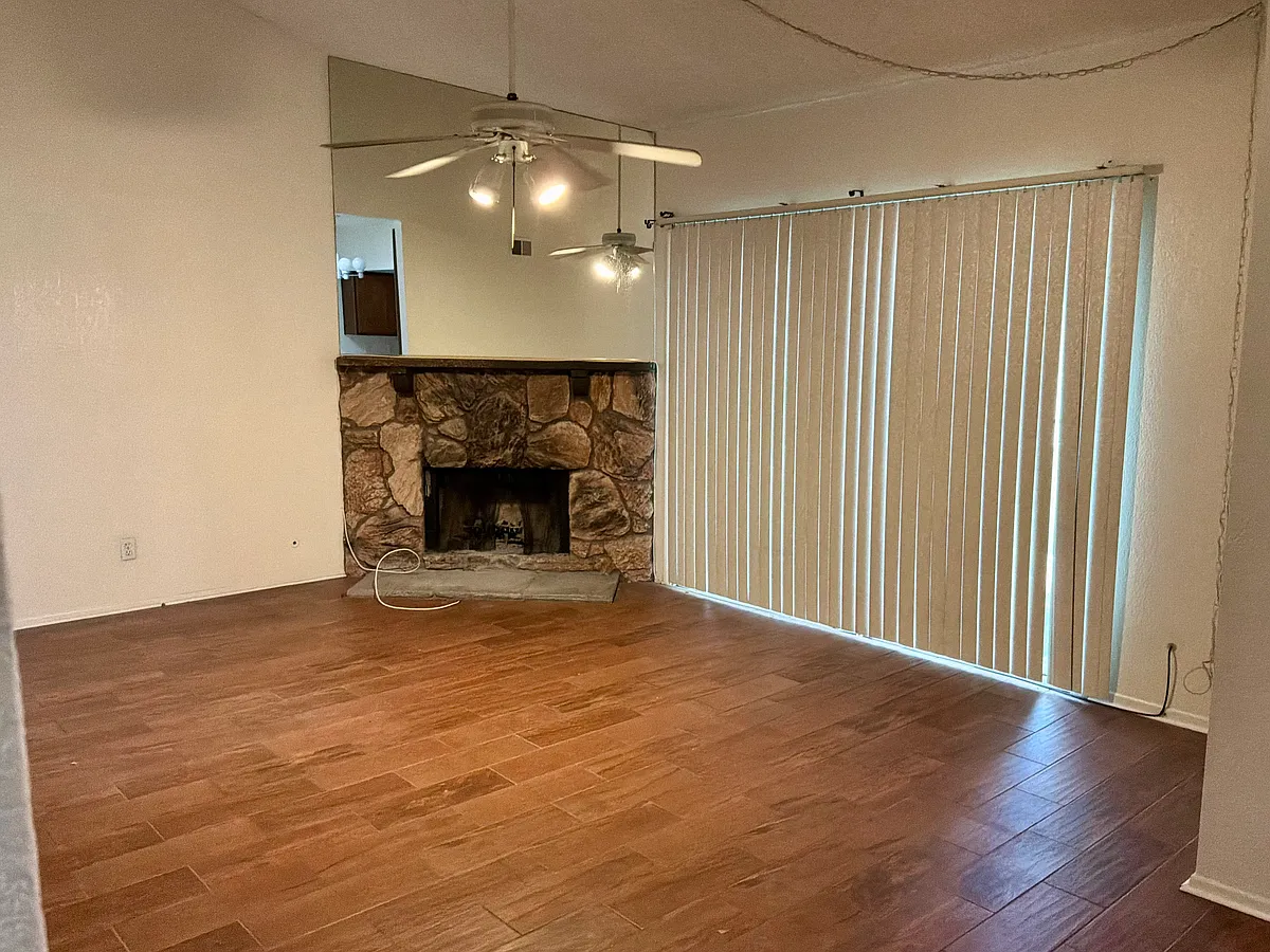 Building Photo - 16465 Green Tree Blvd #35