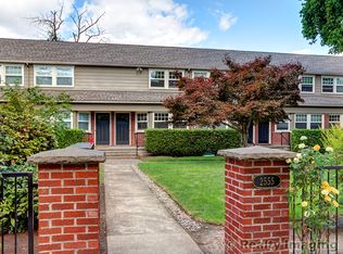 2555 NW Savier St APT 11, Portland, OR 97210