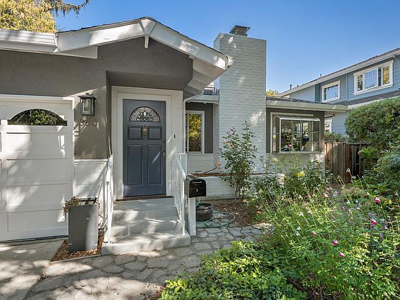 3rd image of 360 Iris Way