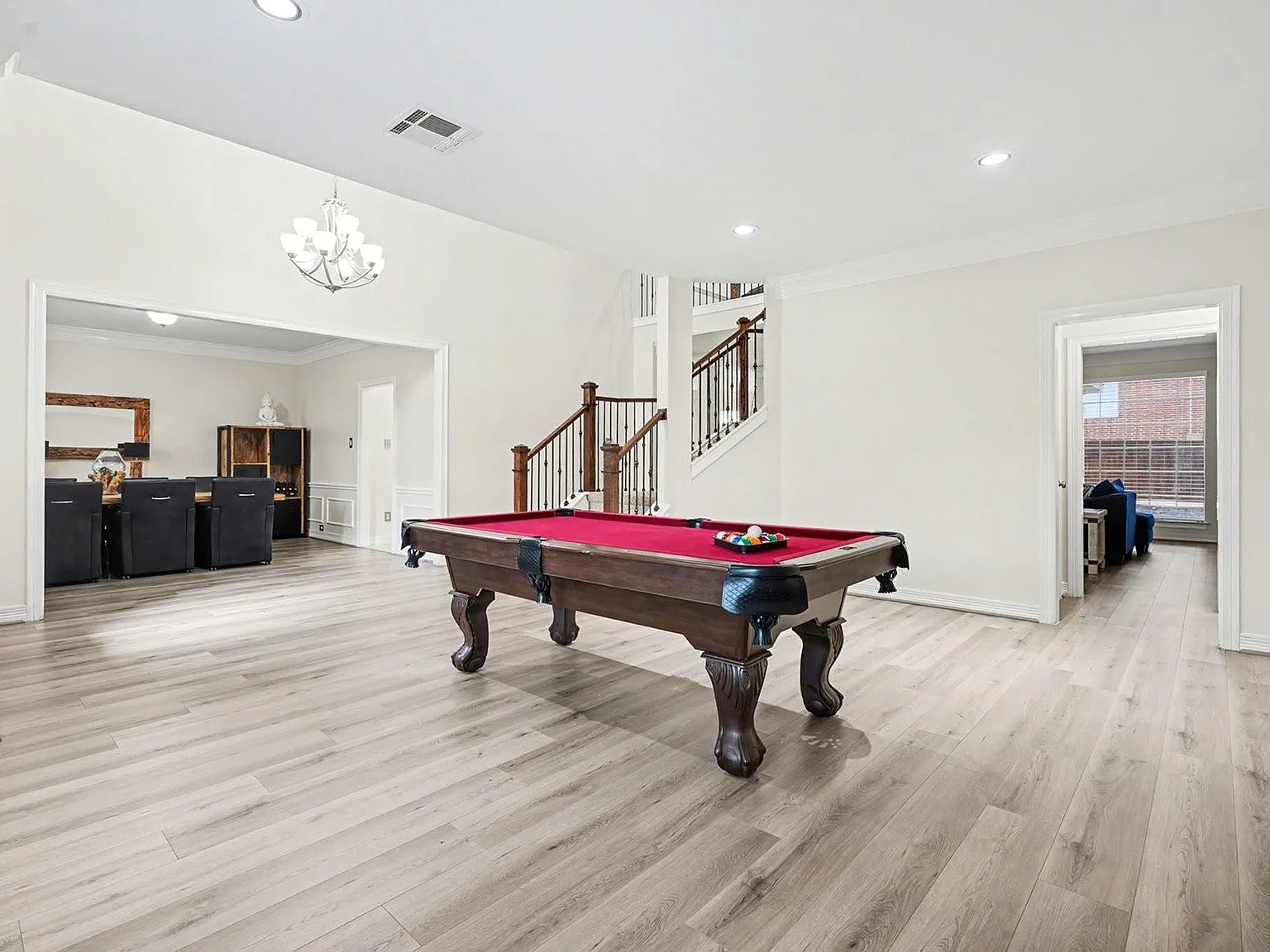 5 bed, 3.5 bath, 4057 sqft, $4,500 — Photo 4