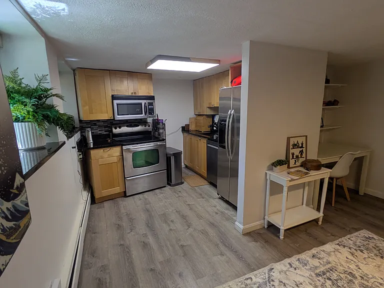 110 Lanark Rd #15 — Photo 5