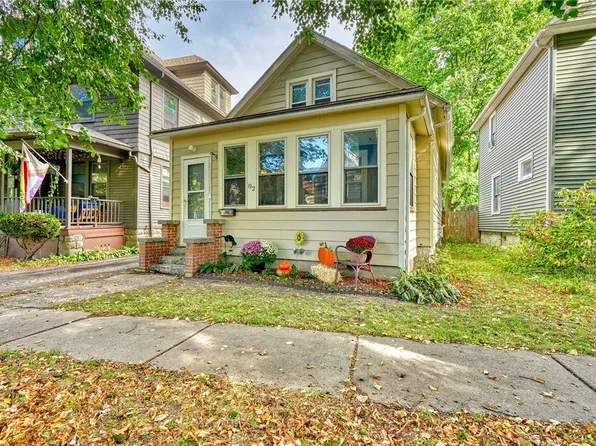 82 Belmont St, Rochester, NY 14620