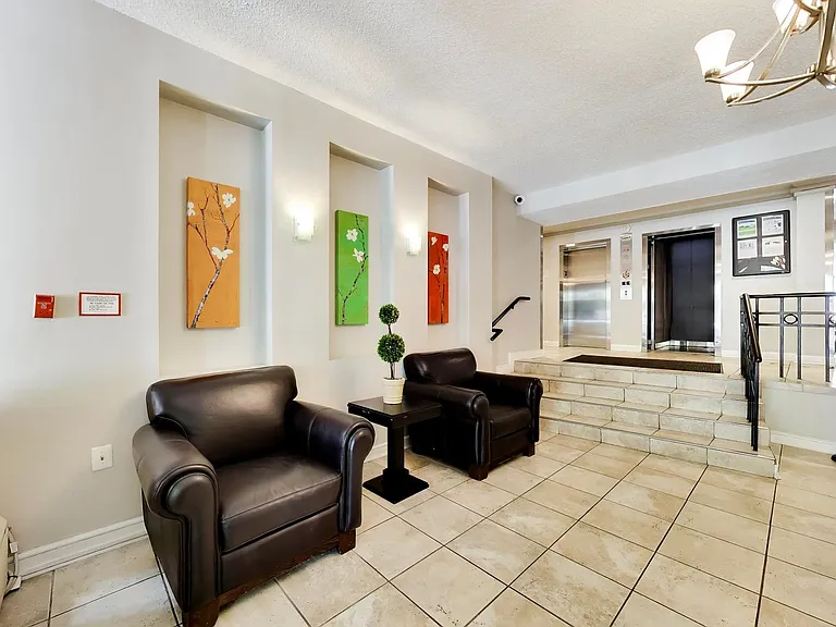1816 New Hampshire Ave NW #1004 — Photo 15