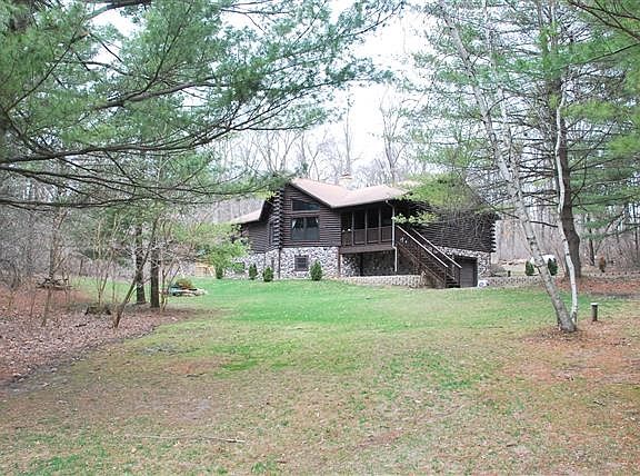 2nd image of 19388 Ronnerude Ln