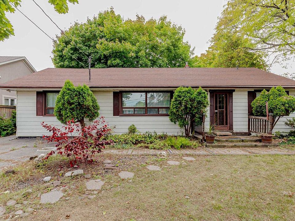 1st image of 282 Maurice Dr