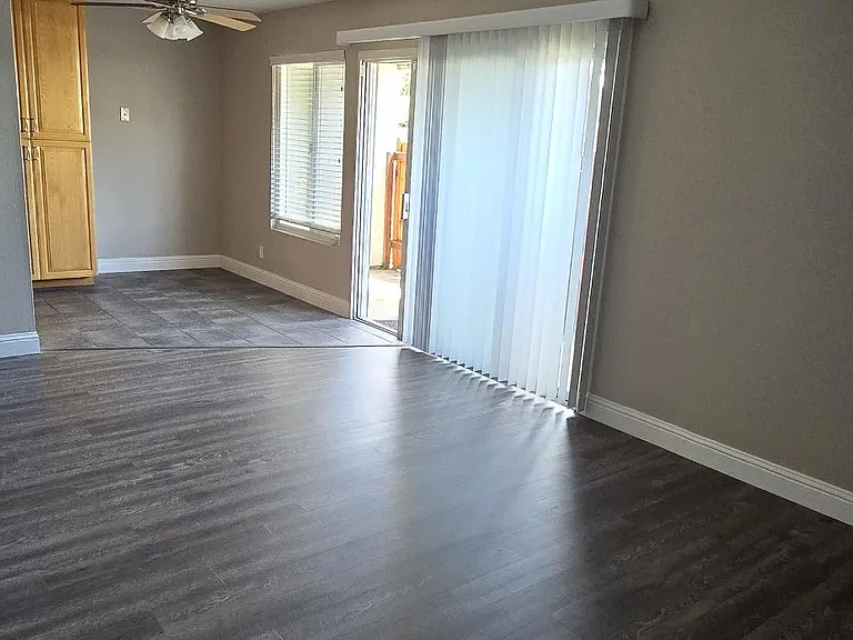 825 Oak Grove Rd #49 — Photo 11