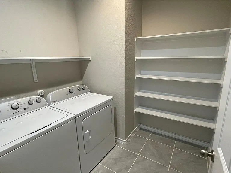 147 Mary Max Cir — Photo 26