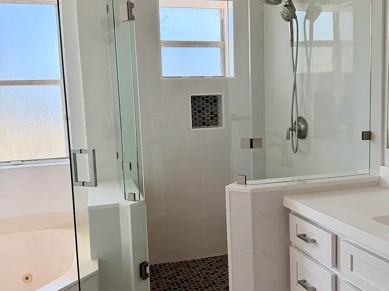 11073 Harbour Springs Cir — Photo 14