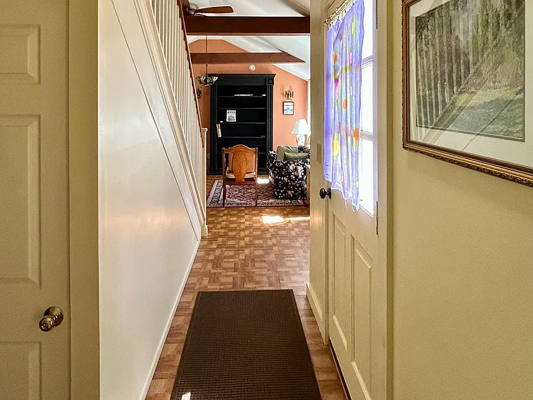 58 Shore Dr #B — Photo 10