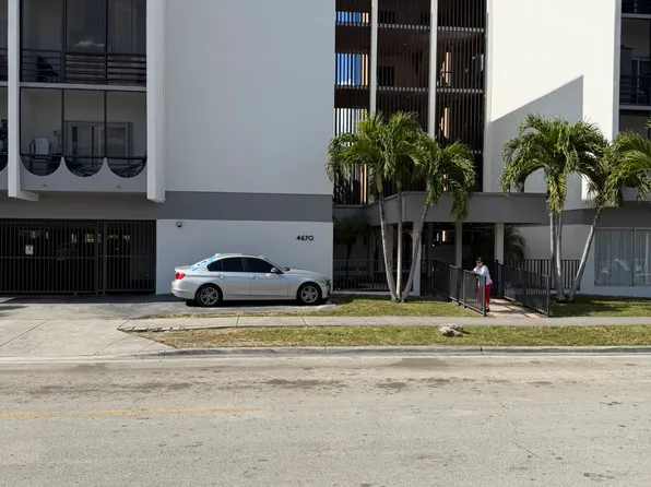 4670 W 13th Ln APT 507, Hialeah, FL 33012