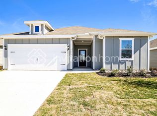 10020 Pilot Pl, Fort Worth, TX 76131