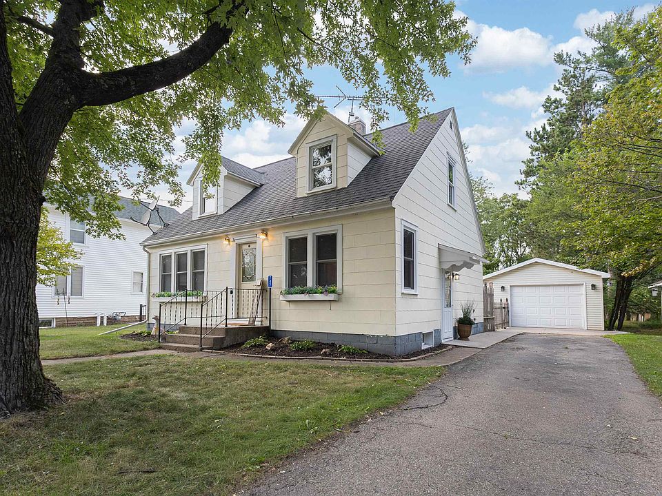 1st image of 747 Maple Ave