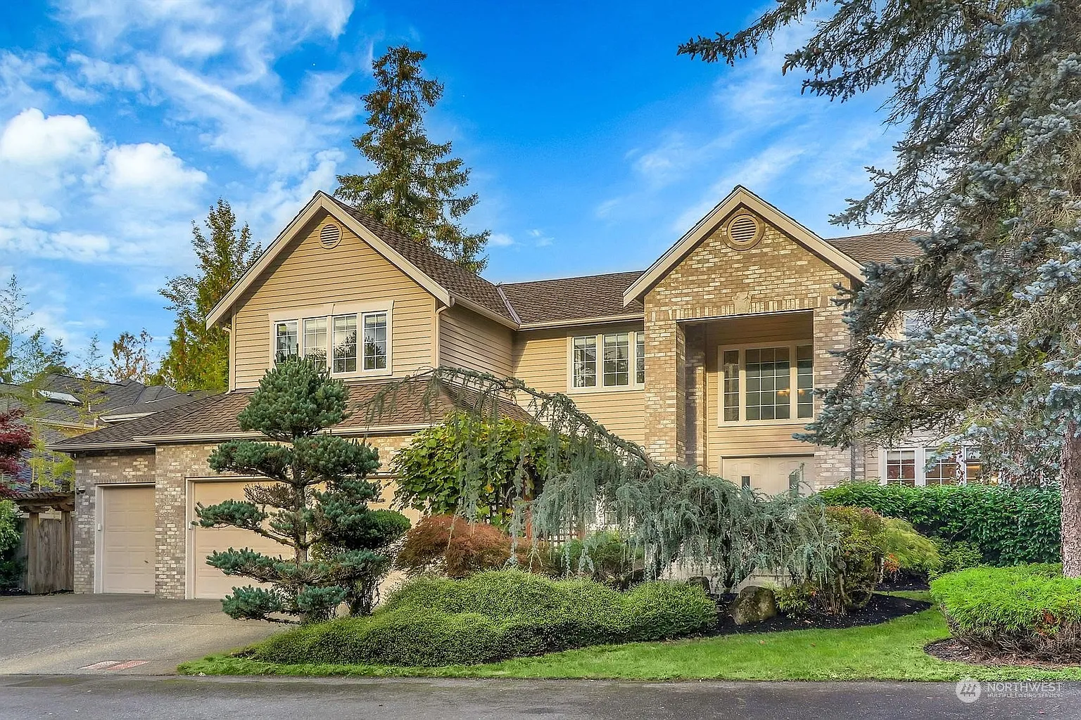 5108 192nd Drive NE photo 1