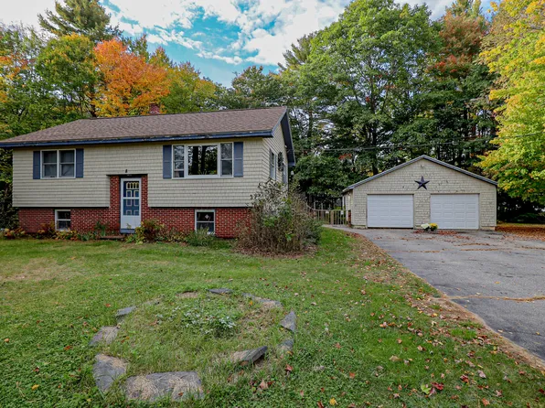 8 Nova Street, Dixfield, ME 04224