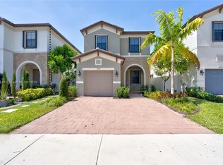 3434 W 108th St, Hialeah, FL 33018