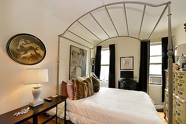 Sold by Nest Seekers International