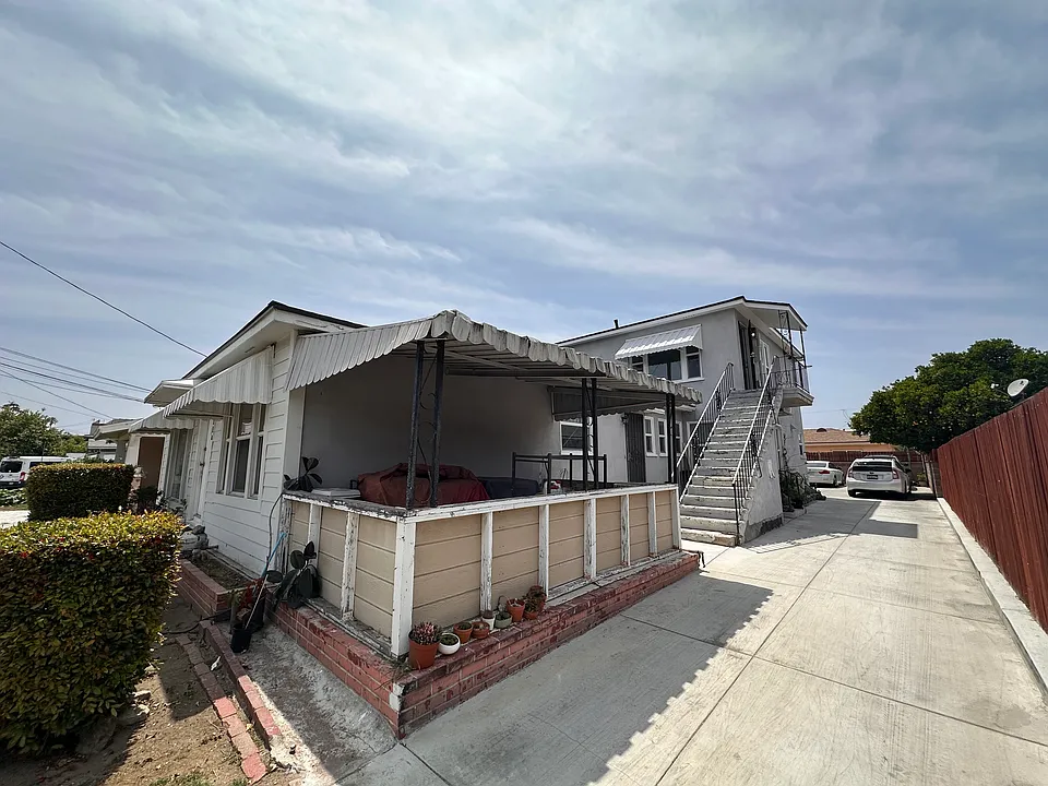 911 S Atlantic Blvd #B
