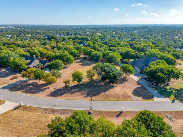 740 S Sugartree Dr, Lipan, TX 76462