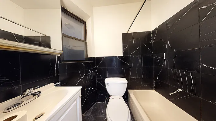 Rented by Bond New York | media 11