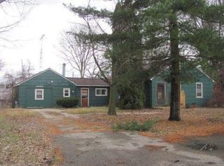 3203 Comer Dr, Flint, MI 48506