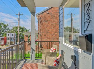237 N Aiken Ave #1, Pittsburgh, PA