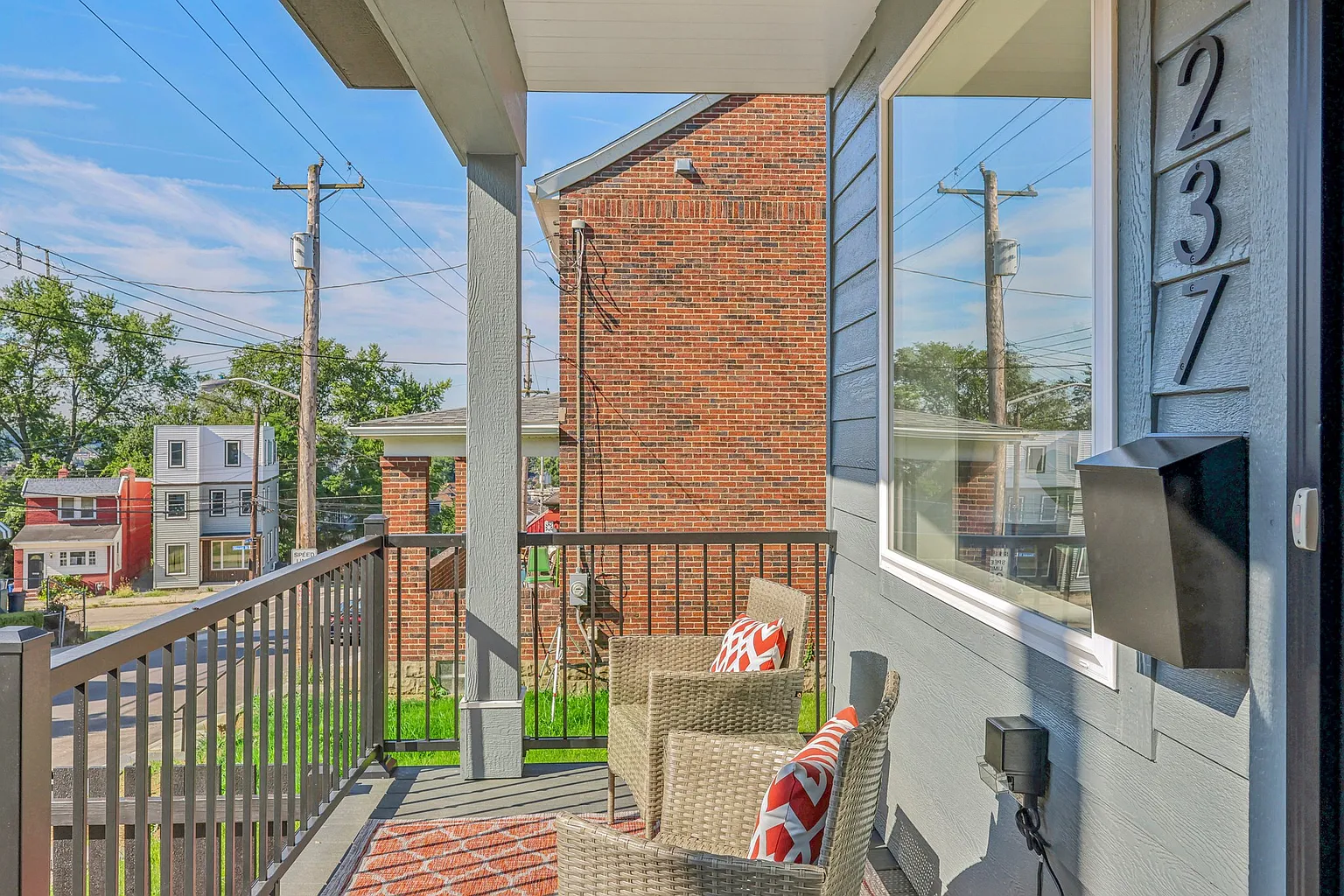 237 N Aiken Ave #1 photo 1