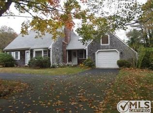 11 Commodore Ln, East Falmouth, MA 02536