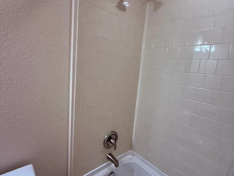 11240 Uptown Ave — Photo 30
