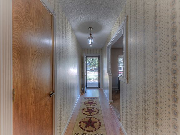 3rd image of 306 W 32nd St S