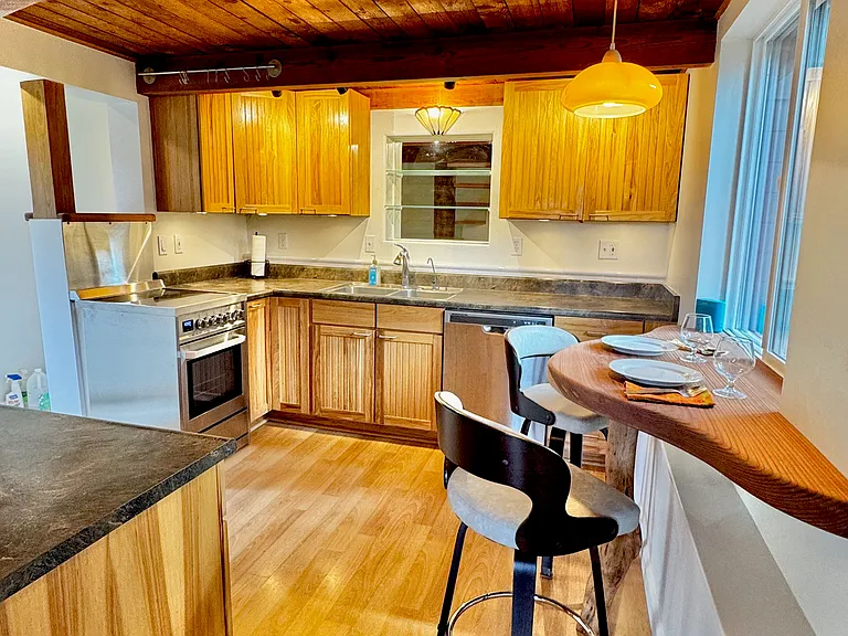 1478 Darby Rd #A — Photo 5